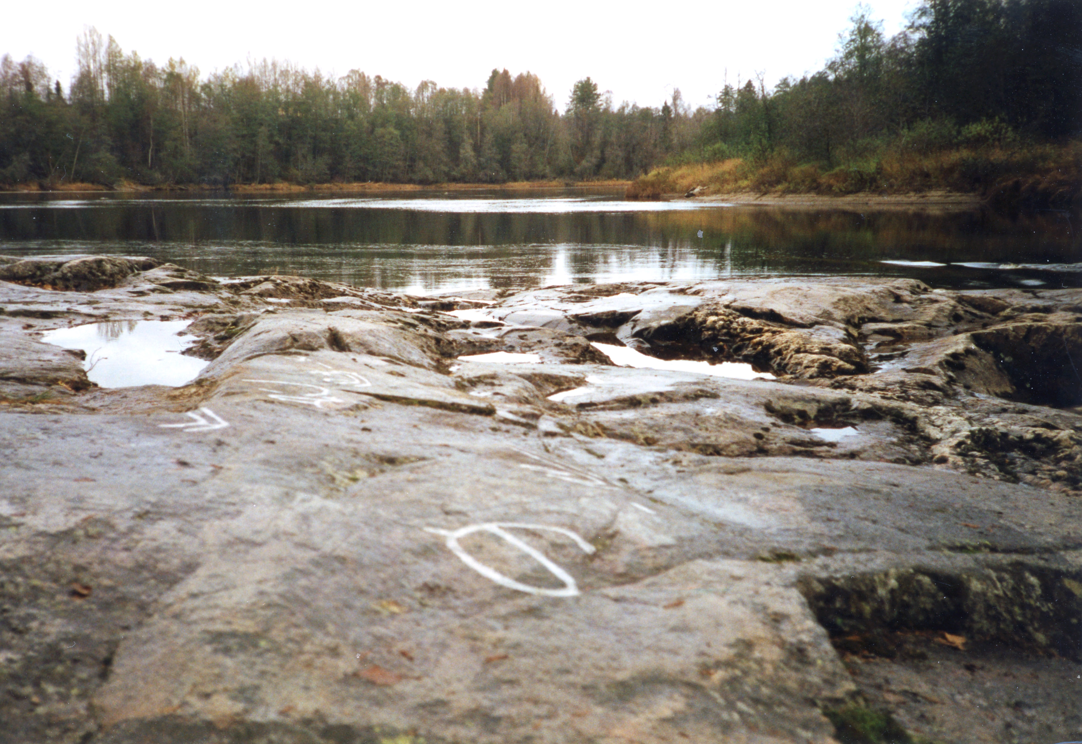 Hällristningsmiljö, Obestämbar figur
