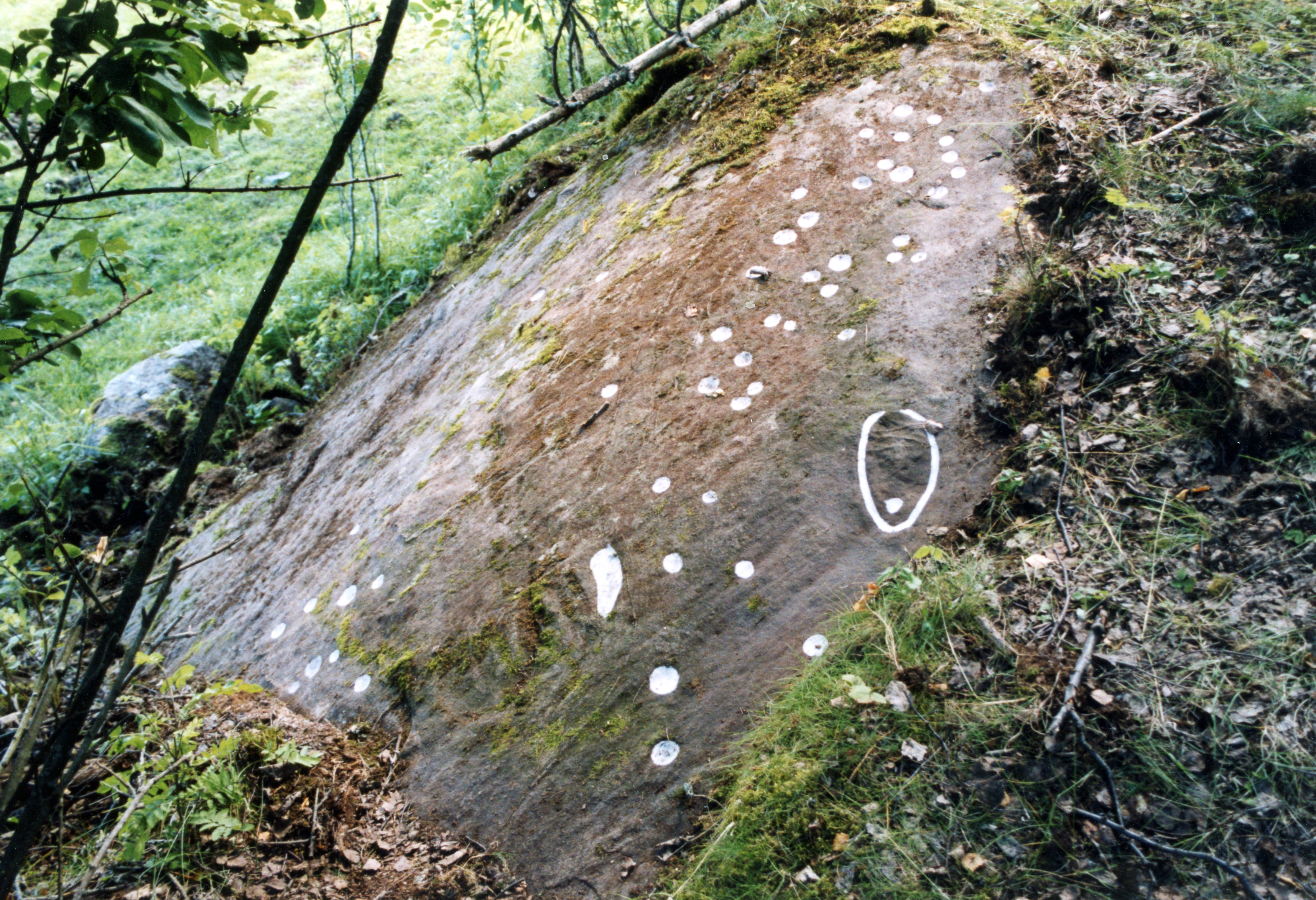 Linje, Obestämbar figur, Skålgropar älvkvarnar